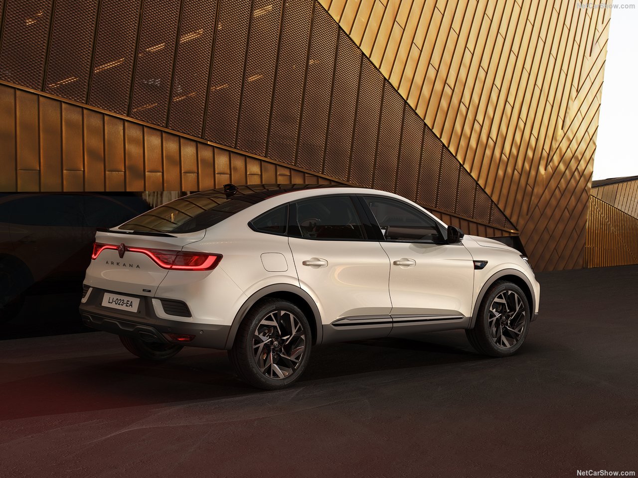 SUV hybride élégant et moderne