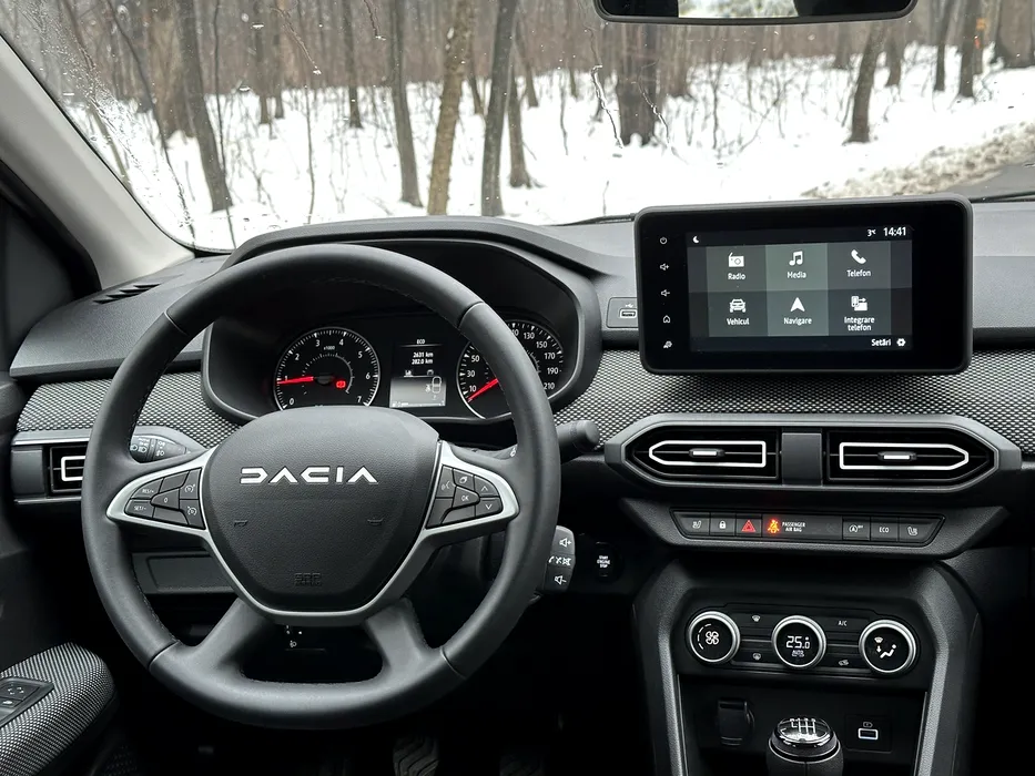 dacia logan 2023